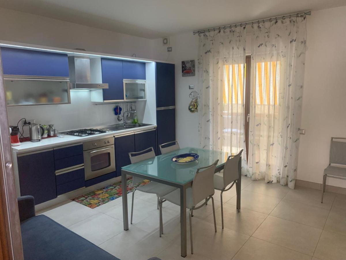 La Maison Lilla, Sabaudia Bagian luar foto