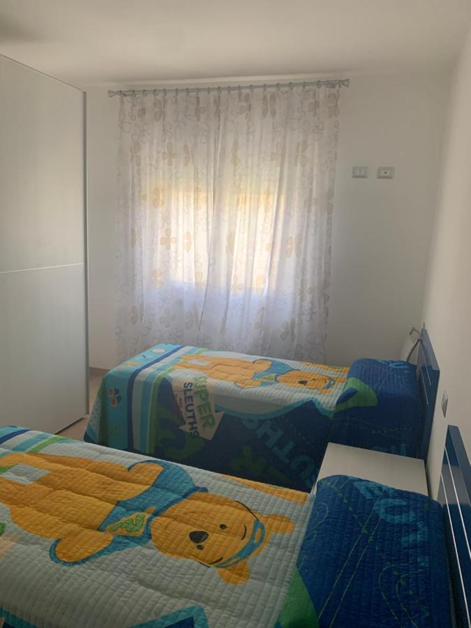 La Maison Lilla, Sabaudia Bagian luar foto