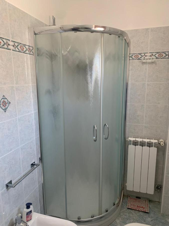 La Maison Lilla, Sabaudia Bagian luar foto